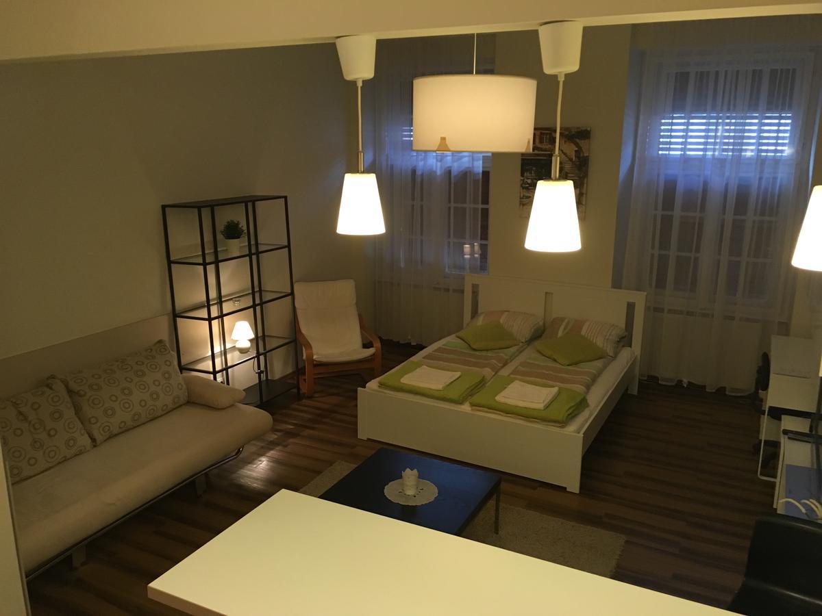 Arany Janos Apartman Apartment *